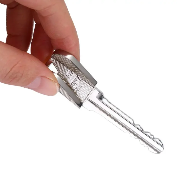 Tour de magie clé pliante 5