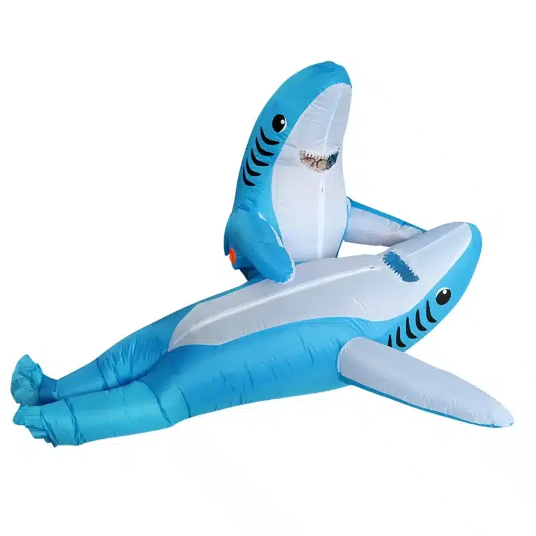 Mascotte gonflable requin 12