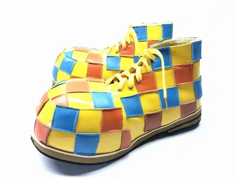Chaussures de clown à carreaux 3