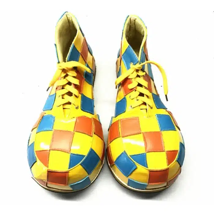 Chaussures de clown à carreaux 4