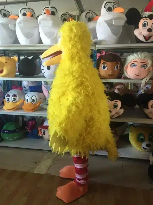 Mascotte poussin jaune 2