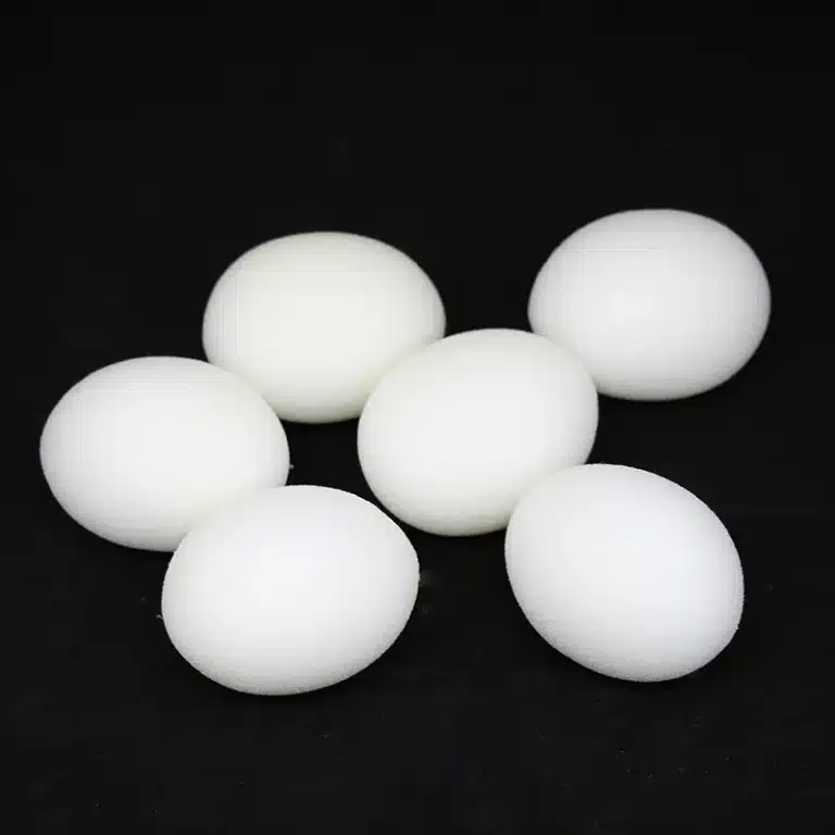 Oeufs en mousse (lot de 10) 1