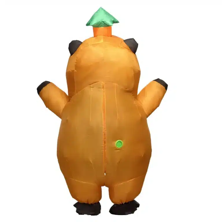 Mascotte gonflable capybara 6