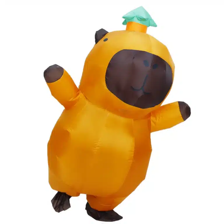 Mascotte gonflable capybara 7