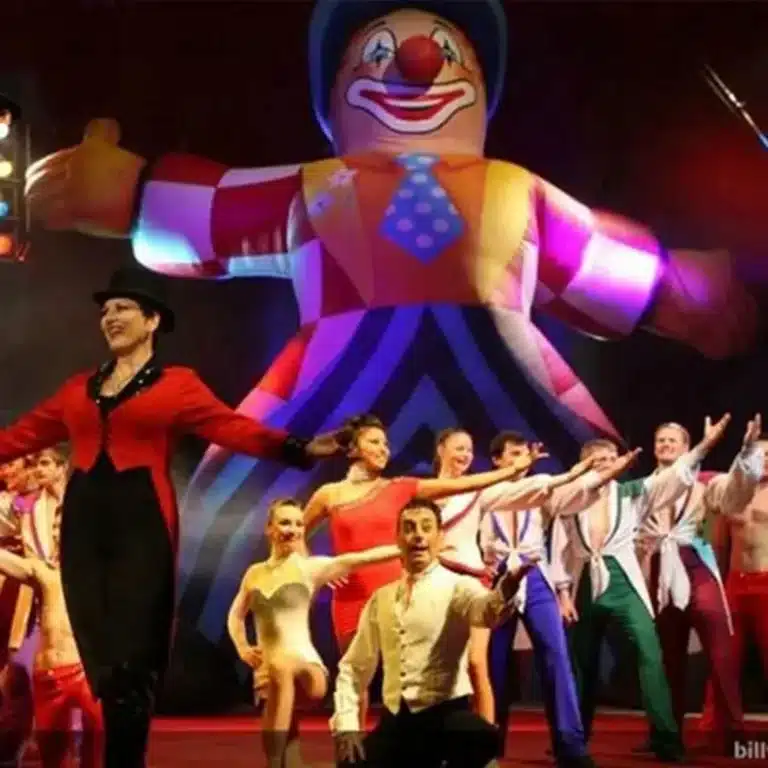 Clown gonflable géant 4