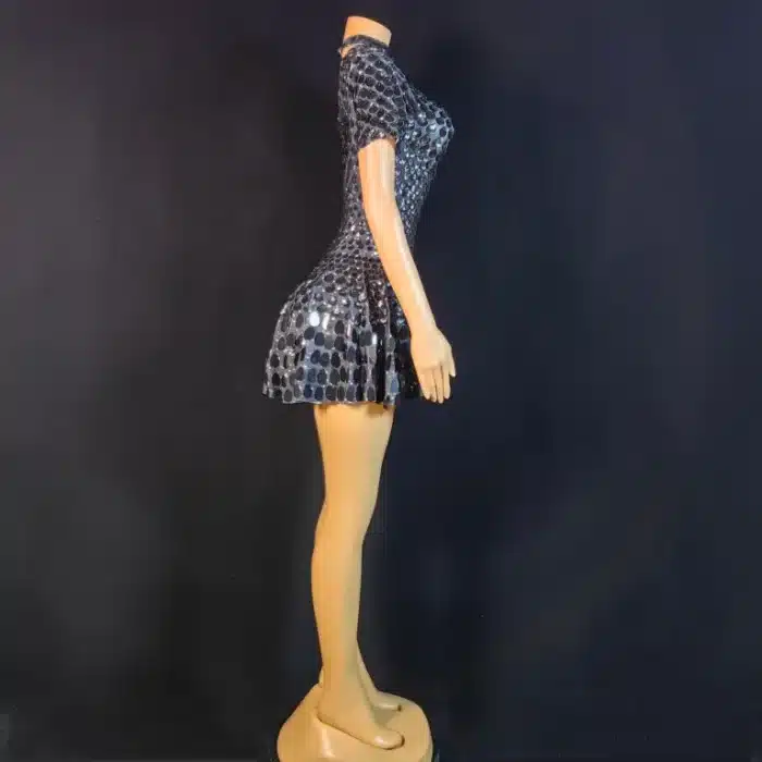 Mini robe à paillettes 17