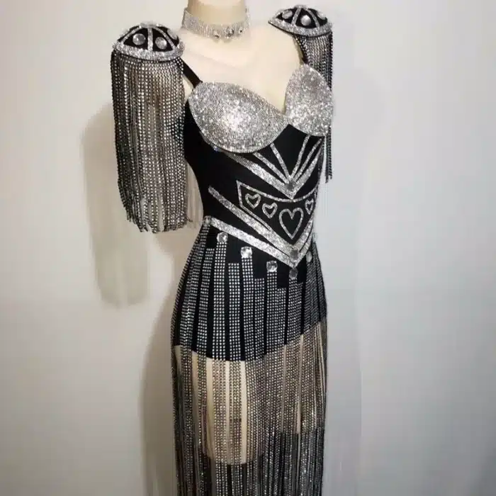 Tenue à franges scintillantes 3
