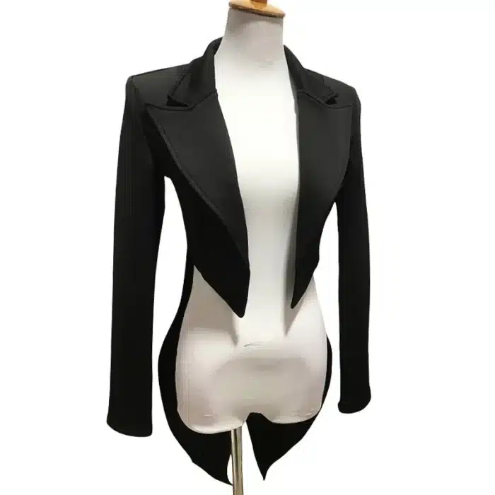 Veste à queue de pie femme 1