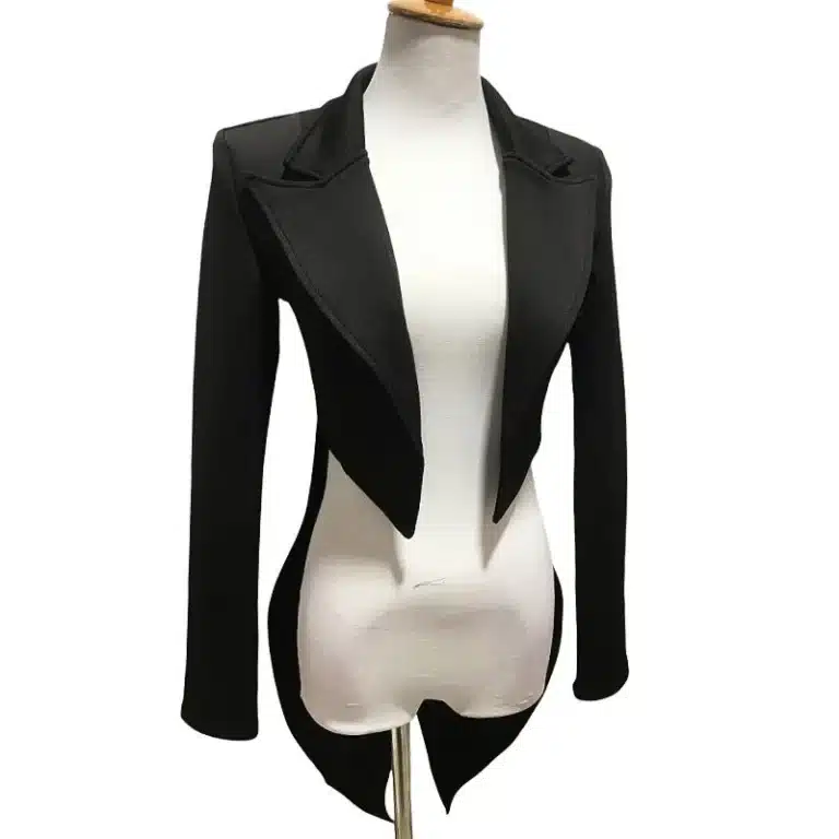 Veste à queue de pie femme 1