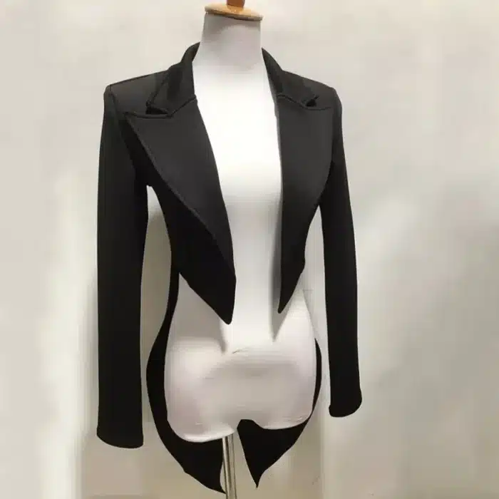 Veste à queue de pie femme 5