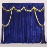 Rideaux en velours scène 12