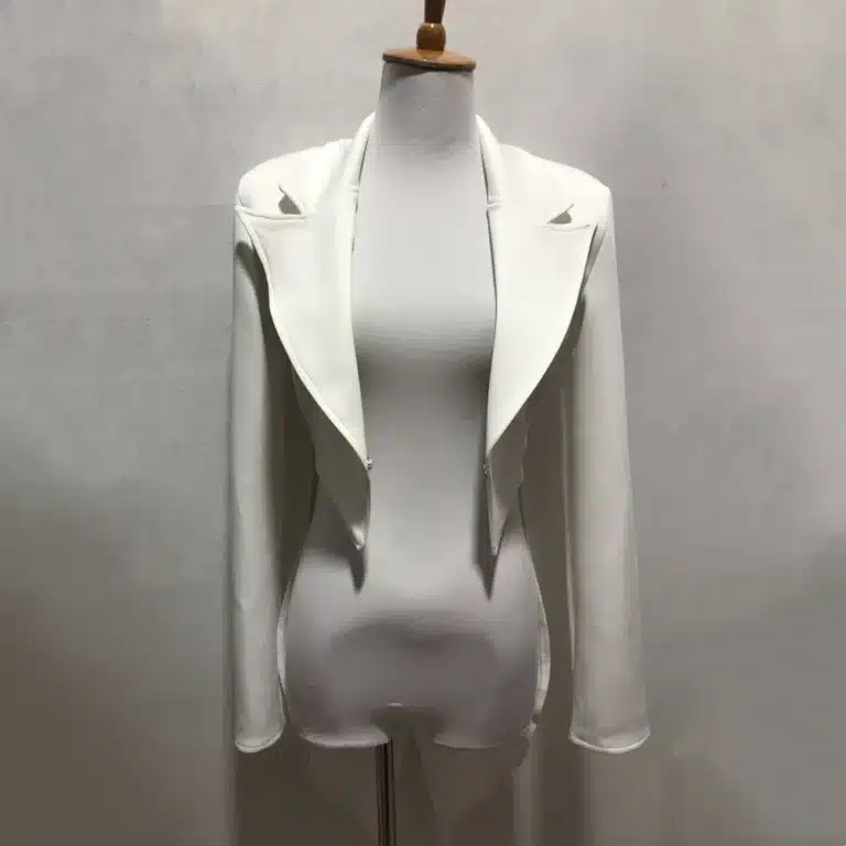 Veste à queue de pie femme 3