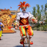 Clown acrobate lors du défilé_cleanup