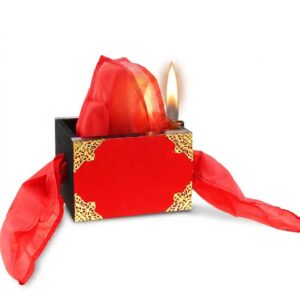 Foulard à travers la boîte enflammée